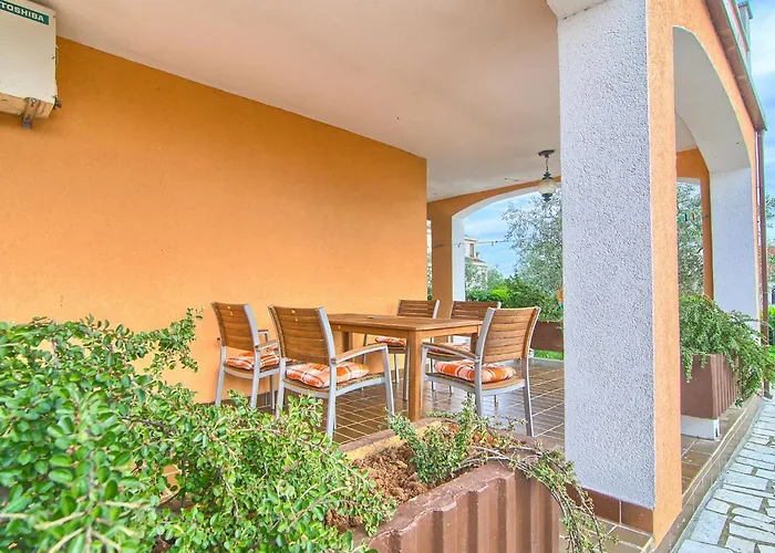 Appartamento In Croatia Near Stunning Coastline Pola
